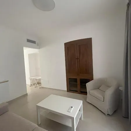 Ferienhaus Casa Corso Is An Elegant Center House With Terrace Views Of Main Street